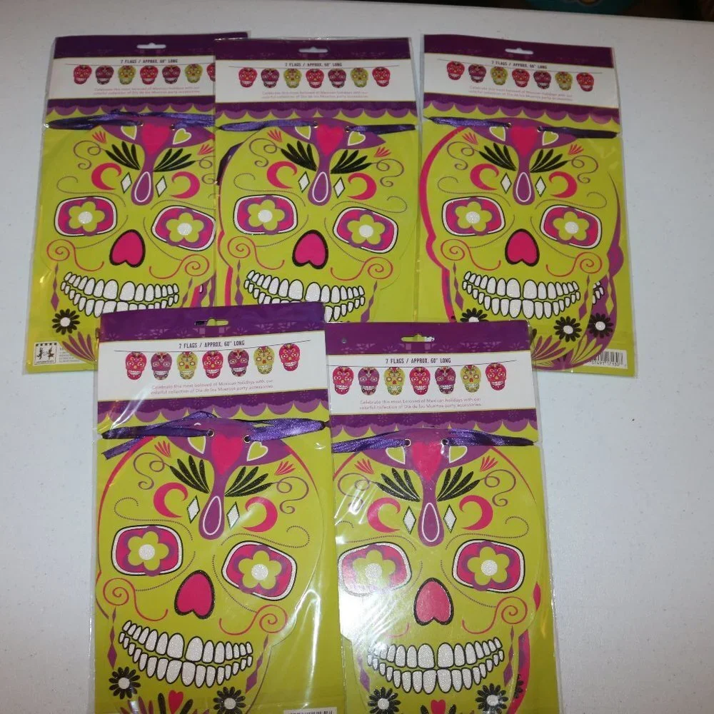 Day of the Dead party banners lot of 5/7 skulls in each package